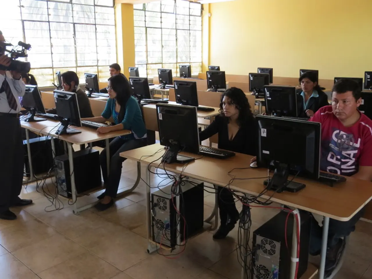 Online Meeting for Parents of Students Entering Sixth Form