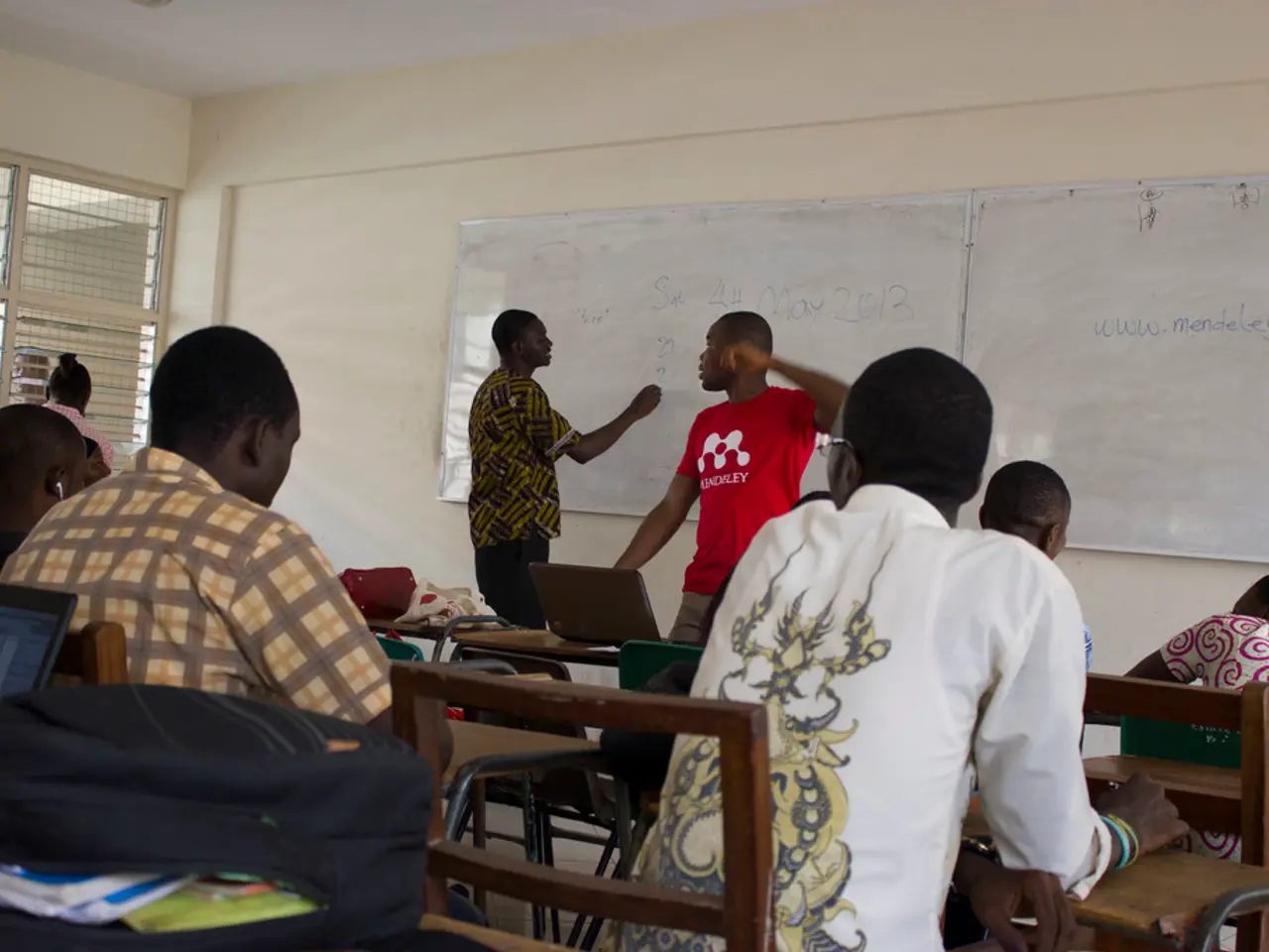 Language Training through Content-Based Instruction (CBI) for Boosting Language Proficiency