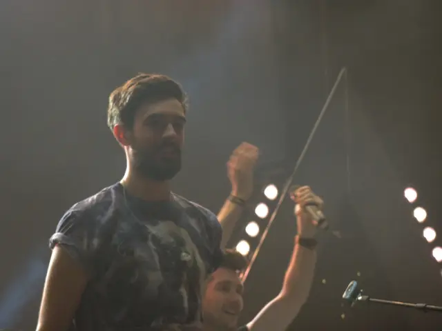 Humorous jokes about an abusive husband propelled a Chinese comedian to fame, but authorities find...