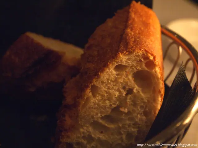 Dietary Influence on Mood through Gut Health and Serotonin Levels