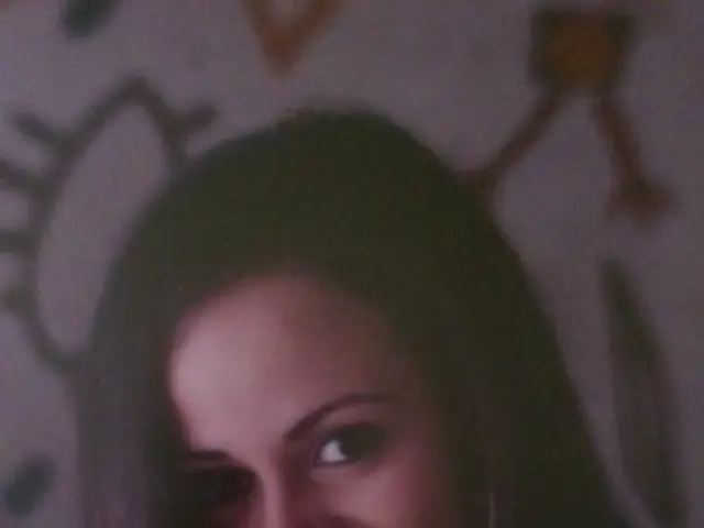 Empowering Affirmations for Those Experiencing "32 Lucky Girl Syndrome"