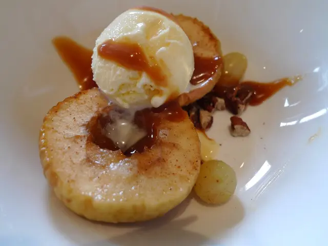 Experimenting with Hue Blending using Ice Cubes - Fun Ice-based Science Activities for Children