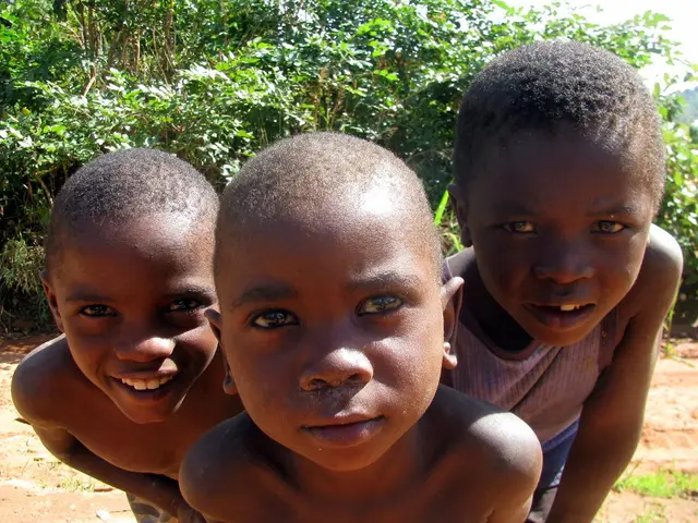 Encouraging Self-reliant Children: Parents Consistently Engage in These 11 Practices